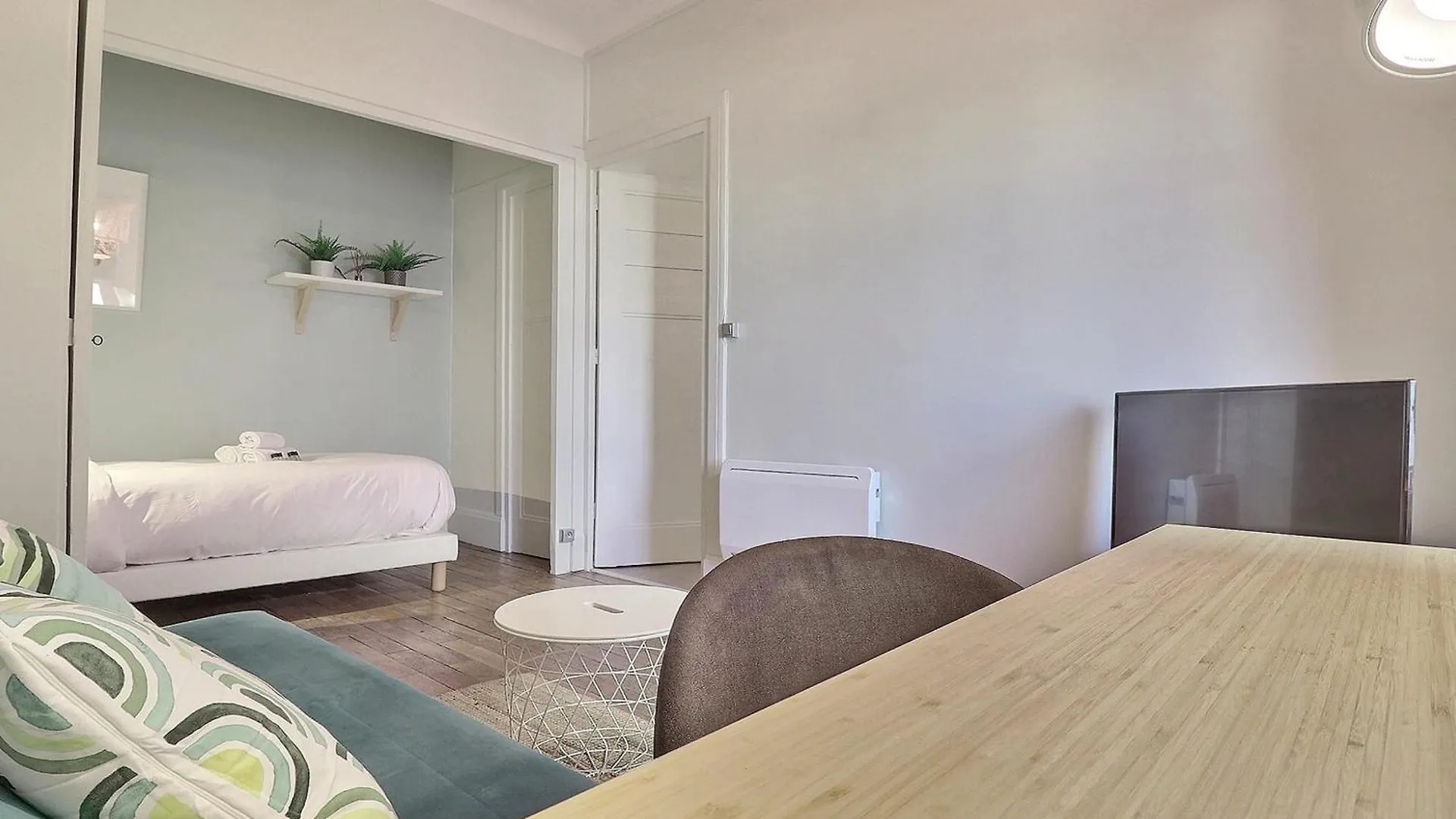 Apartment Modern And Cozy Studio In The Heart Of Perrache Lyon France
