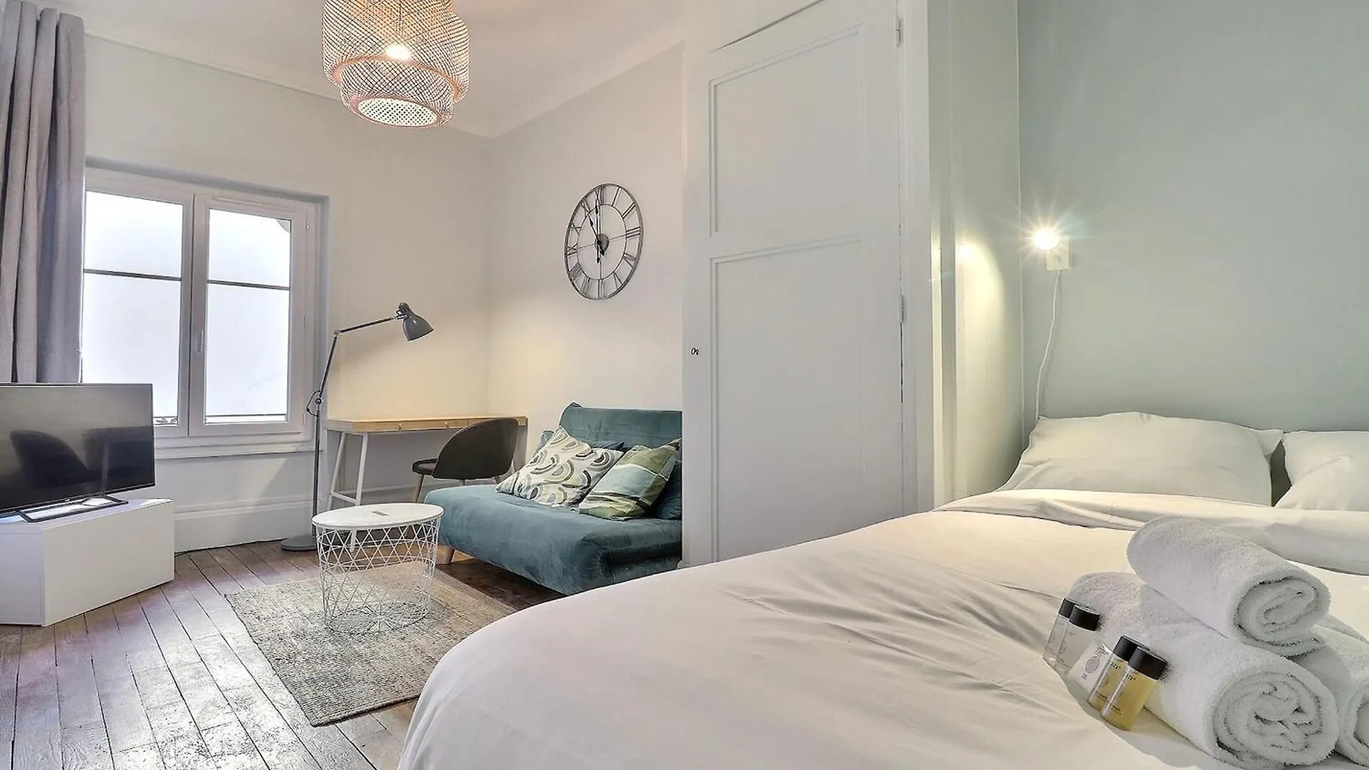 Modern And Cozy Studio In The Heart Of Perrache Lyon France