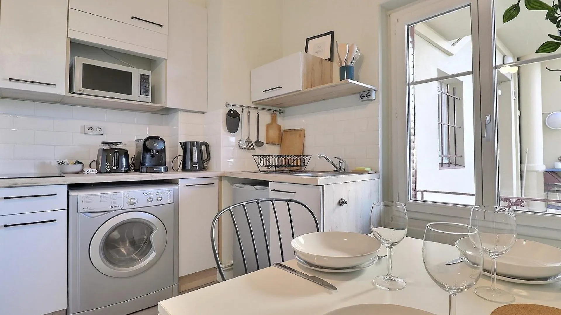 Modern And Cozy Studio In The Heart Of Perrache Lyon